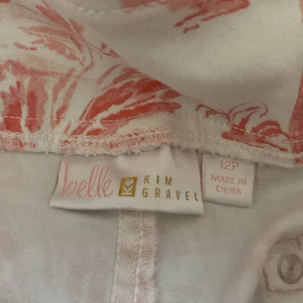 Belle by Kim Gravel Twill Toile Print Capri Jean